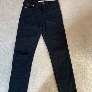 Black Levi’s- straight legged and high waisted